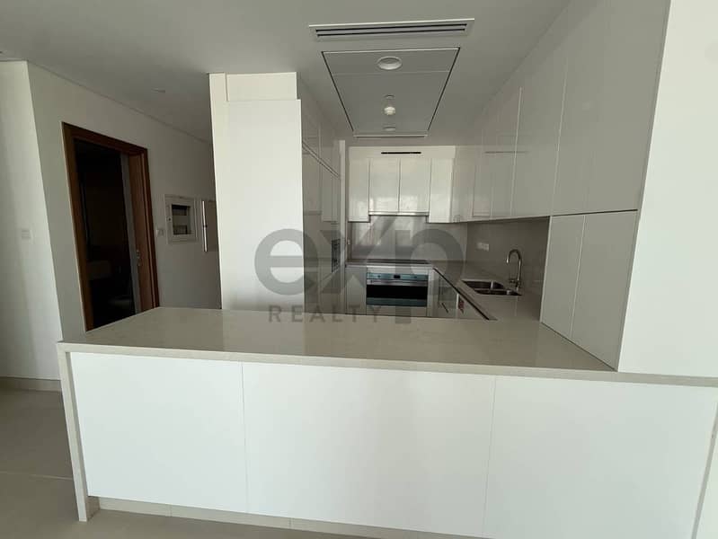 VACANT | CANAL N BURJ VIEW | HIGH FLOOR | BALCONY - Image 9