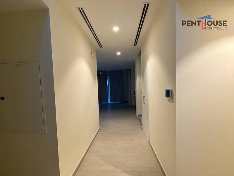 Standalone villa | Well Maintained | Vacant Now - Image 8