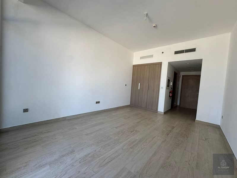 BURJ & LAGOON VIEW-SPACIOUS STUDIO FOR SALE