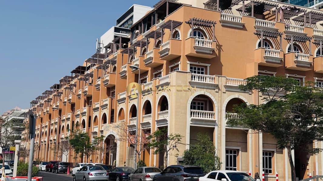 Pool View | Modern Layout | High End Quality - Image 12