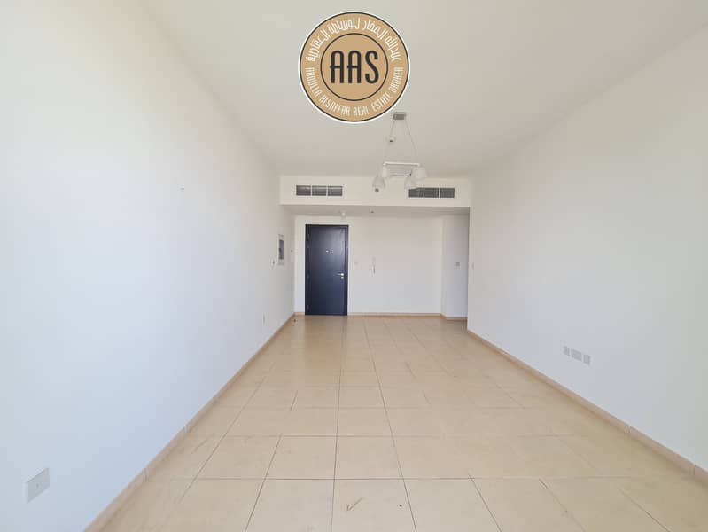 Full Sea View 2Bhk With Master Room Chiller Free