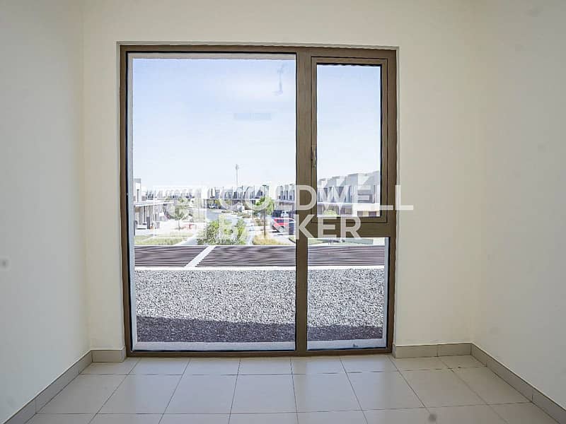 Ready to Move | Single Row | Direct to Pool - Image 6