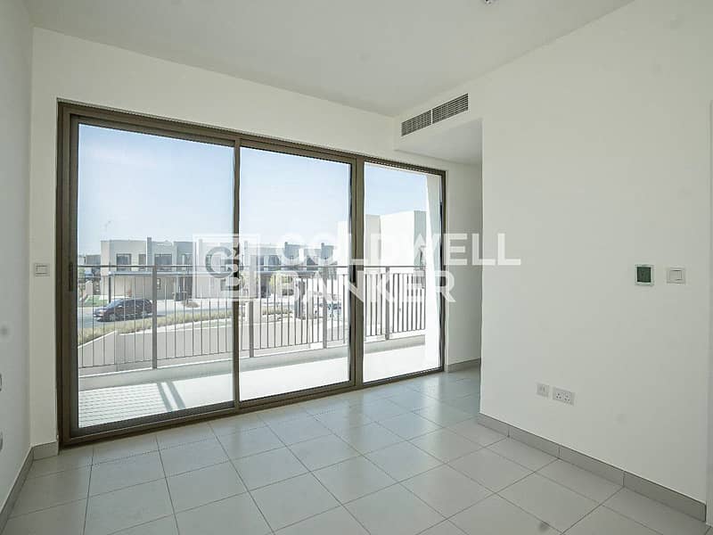 Ready to Move | Single Row | Direct to Pool - Image 12