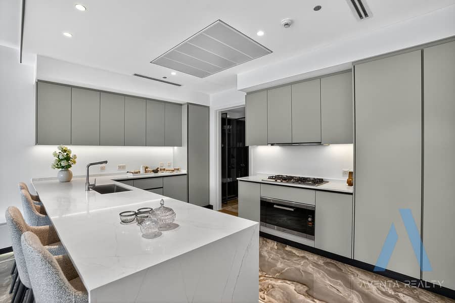 Duplex | Fully Furnished | Upgraded - Image 12