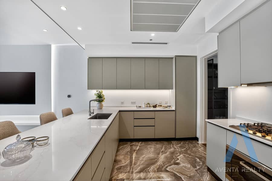 Duplex | Fully Furnished | Upgraded - Image 13