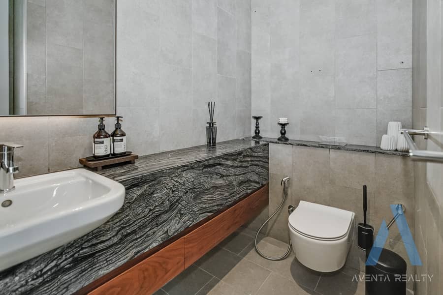 Duplex | Fully Furnished | Upgraded - Image 27