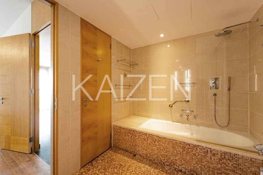 Modern 1BR Apartment in Burjuman Vista, Mankhool - Image 8