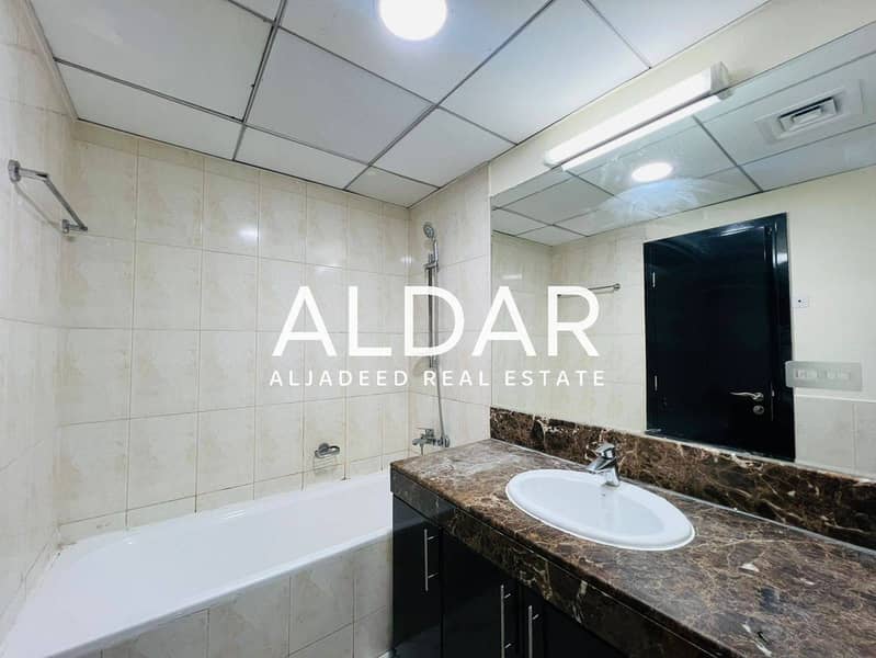 Corner Unit| Open Kitchen | Ready To Move - Image 9