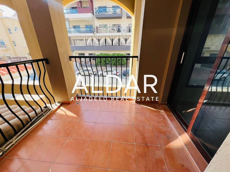 Corner Unit| Open Kitchen | Ready To Move - Image 10