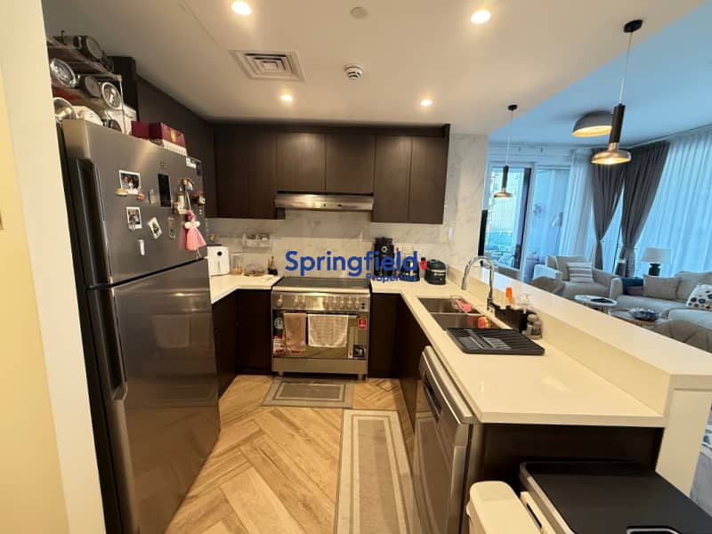 Spacious 2bhk | Near Metro | High Floor - Image 10