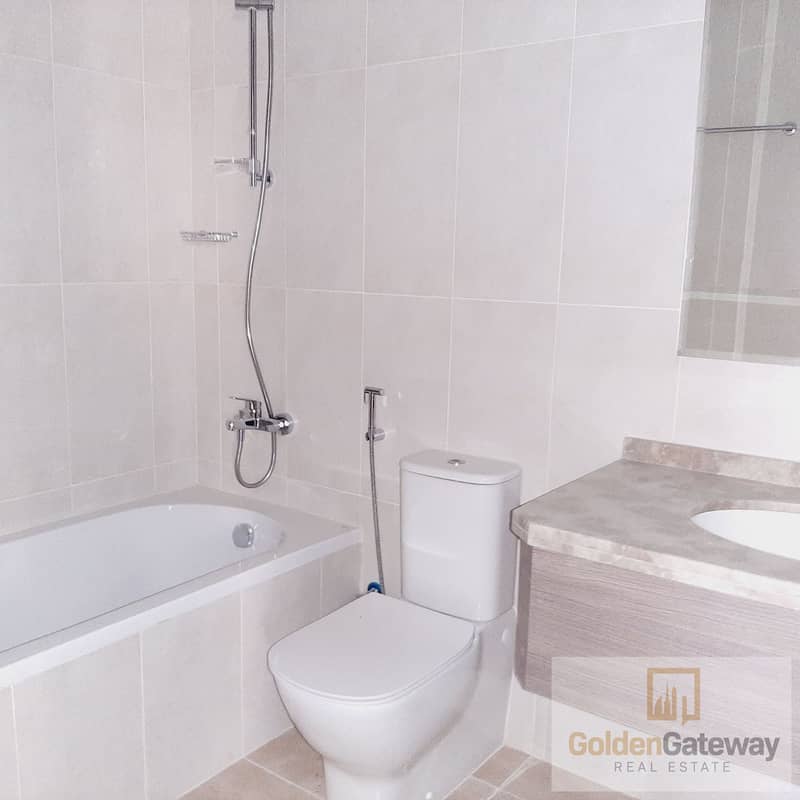 Sophisticated Layout I Serene Terrace I Vacant Soon - Image 11