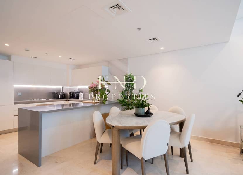 Corner Unit | Rare | Park Facing | Must View - Image 7