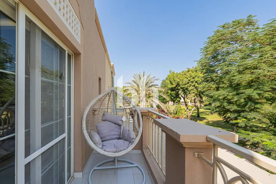 RARE GREEN BELT | UPGRADED 3E | VACANT - Image 17