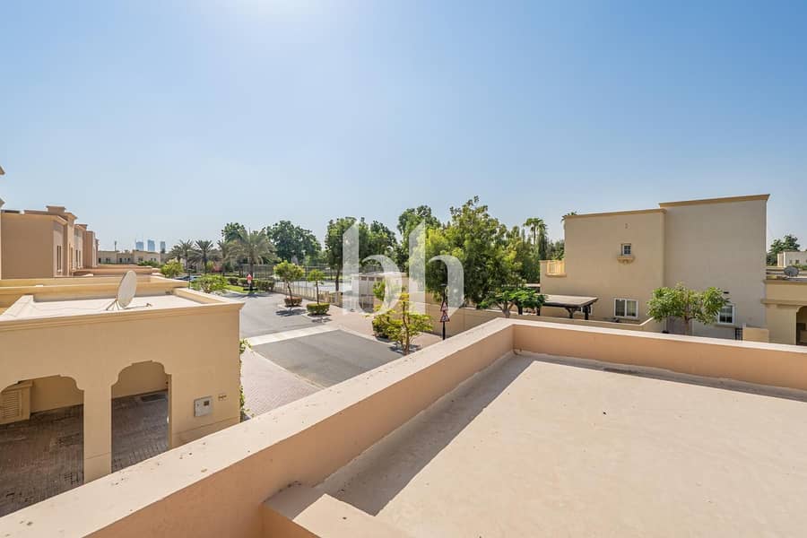 RARE GREEN BELT | UPGRADED 3E | VACANT - Image 21