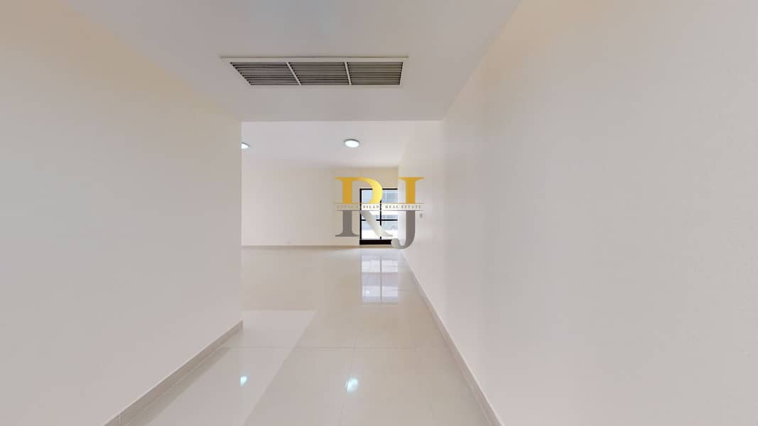 4 BR Family Haven in Bur Dubai with All Amenities - Image 12