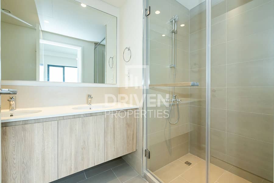 Vacant on 10th Jan | Community View | Mid Floor - Image 11