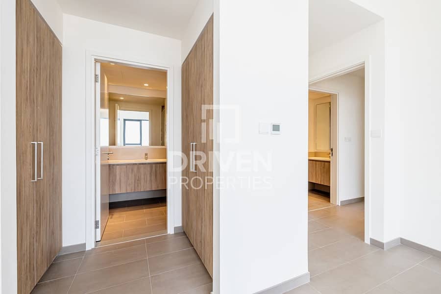 Vacant on 10th Jan | Community View | Mid Floor - Image 15