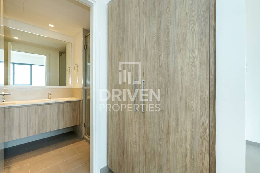 Vacant on 10th Jan | Community View | Mid Floor - Image 16