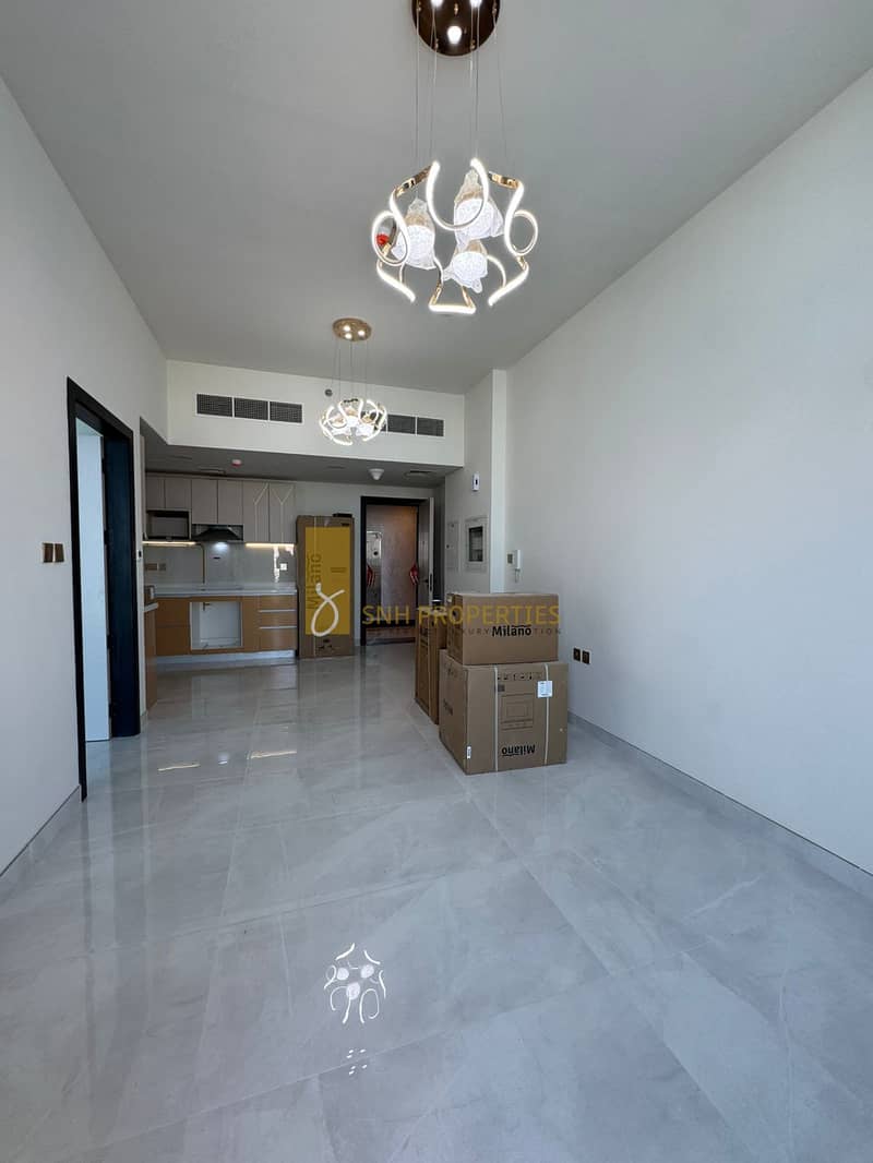 MIRACLE GARDEN VIEW | TOP FLOOR | PRIME LOCATION