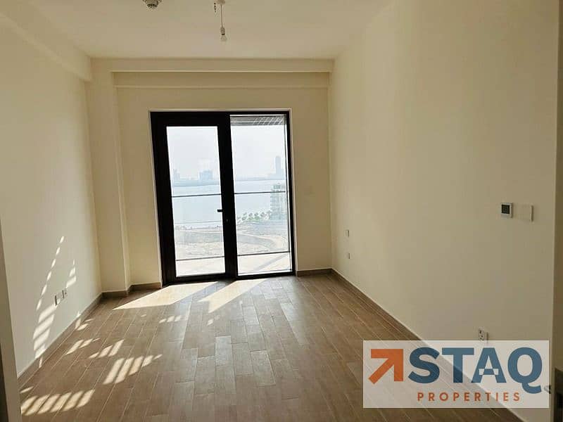 LUXURY 3 BEDROOMS | BEACH VIEW | PRIME LOCATION