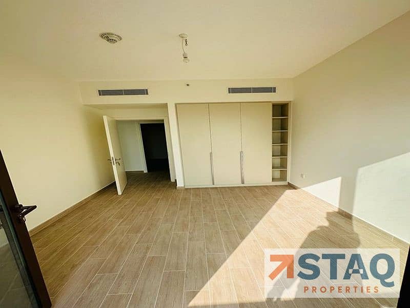 LUXURY 3 BEDROOMS | BEACH VIEW | PRIME LOCATION - Image 6