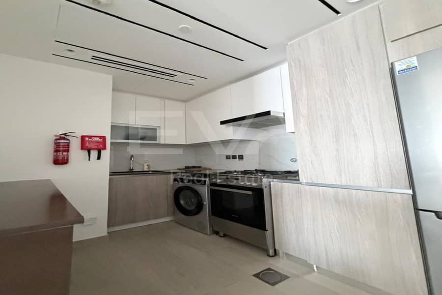 Fully Furnished | Lake View | Smart Home | Vacant - Image 9