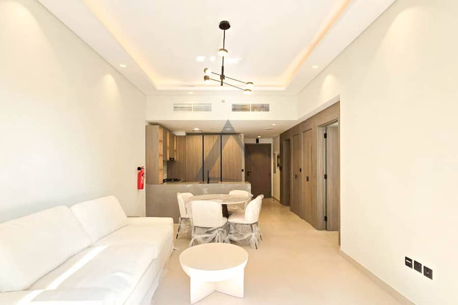 Modern Living | Fully Furnished | Vacant