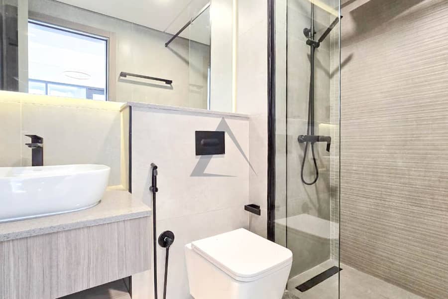 Modern Living | Fully Furnished | Vacant - Image 10