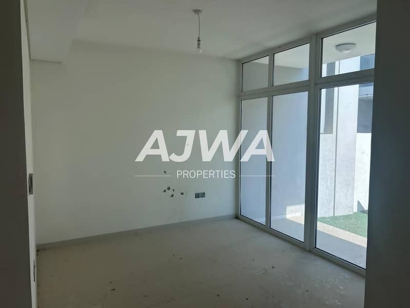 3 Bed town house in Vardan damac hills 2