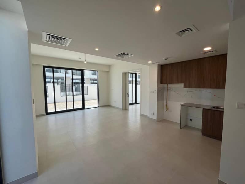 READY TO MOVE | CORNER UNIT | BIGGER PLOT SIZE