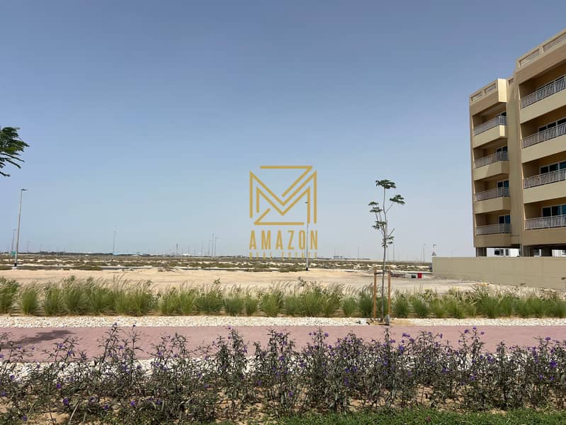 PHASE 04 FREEHOLD SINGLE ROAD PRIME PLOT CLOSE TO SHEIKH ZAYED ROAD - Image 9