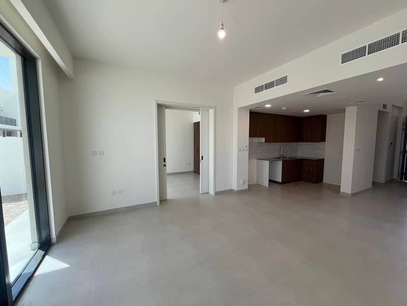 READY TO MOVE | CORNER UNIT | BIGGER PLOT SIZE