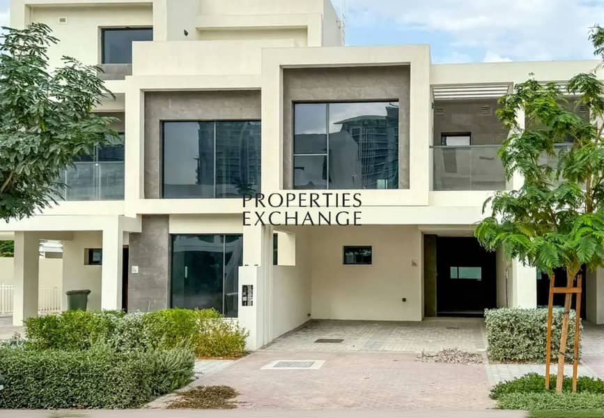 SINGLE ROW l VACANT l NEAR GOLF COURSE