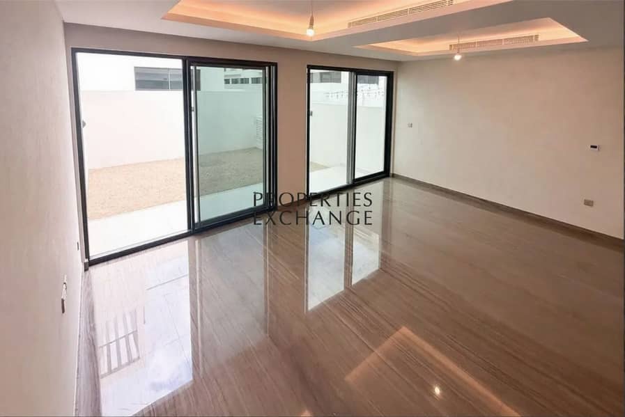 SINGLE ROW l VACANT l NEAR GOLF COURSE