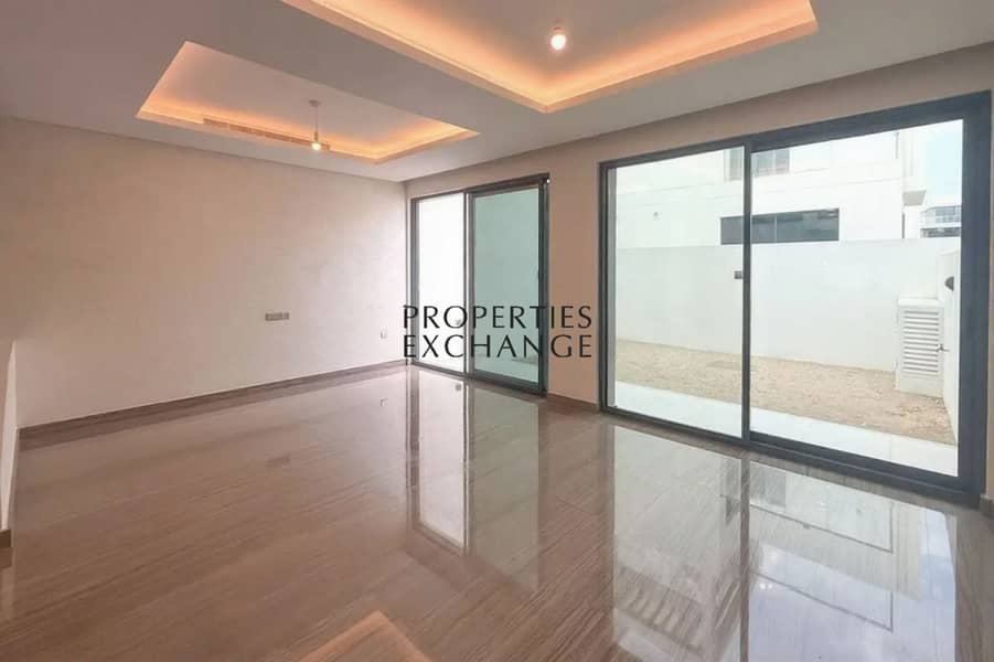 SINGLE ROW l VACANT l NEAR GOLF COURSE - Image 10