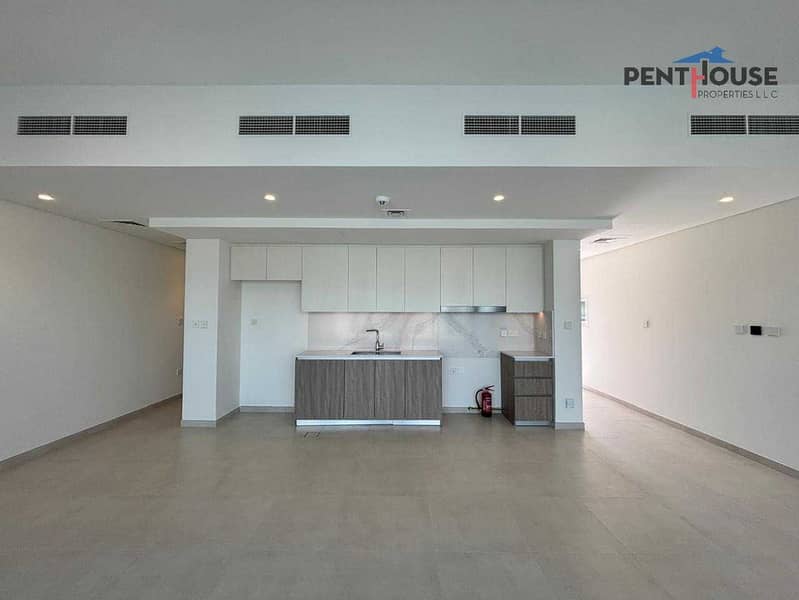 CORNER UNIT | BRAND NEW | CLOSE TO ENTRANCE