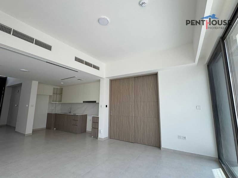 CORNER UNIT | BRAND NEW | CLOSE TO ENTRANCE - Image 6