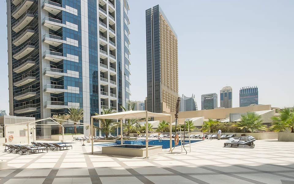 Cozy 1 Bed with Full Marina View- High Floor - Image 8