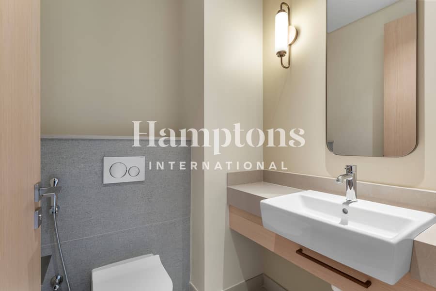 Exclusive | Burj Khalifa | Schedule Viewing Today - Image 15