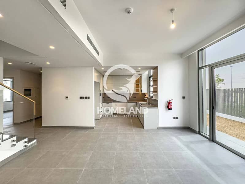 Landscape | Ready to Move In | Single Row