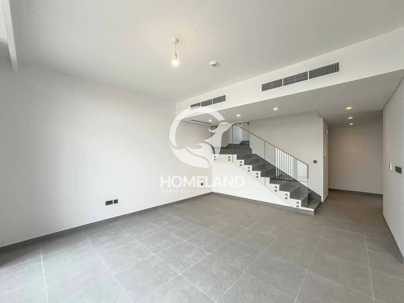 Landscape | Ready to Move In | Single Row