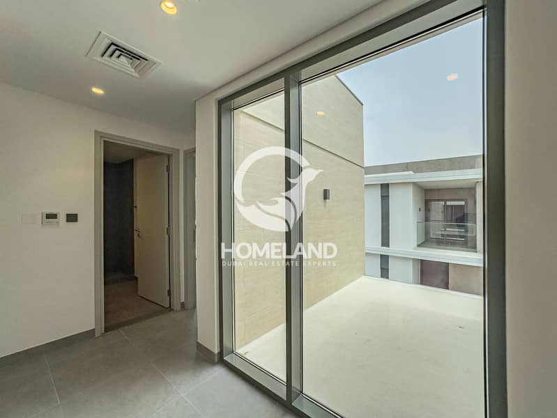 Landscape | Ready to Move In | Single Row - Image 21