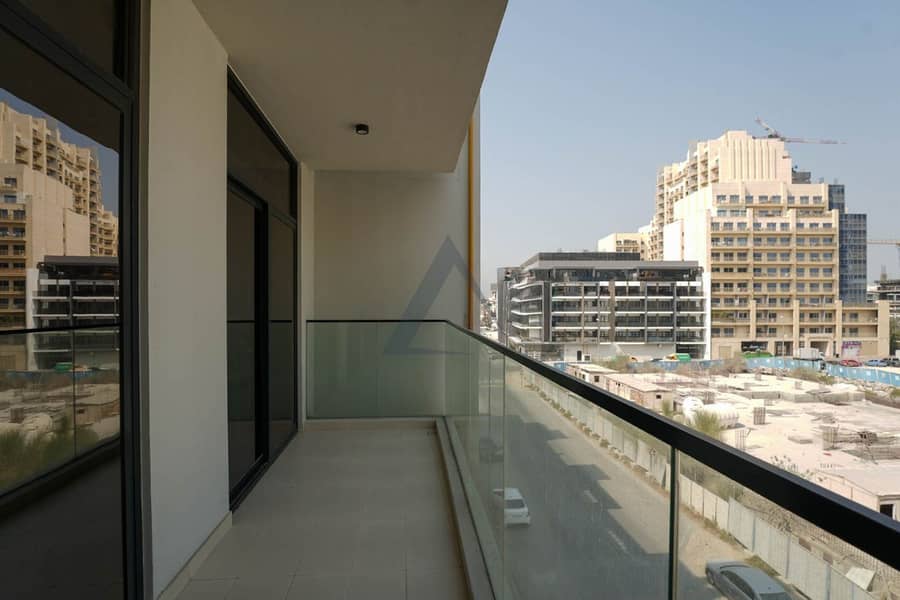 Fully Furnished| Large Layout| Vacant on Transfer - Image 11