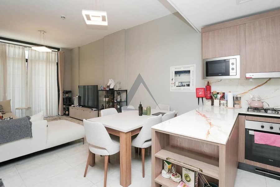 Fully Furnished| Large Layout| Vacant on Transfer - Image 14