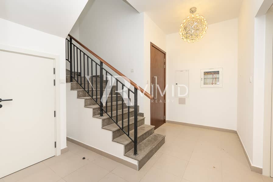 Single Row I Maid's Room I Pristine Condiition - Image 14