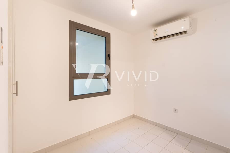 Single Row I Maid's Room I Pristine Condiition - Image 18