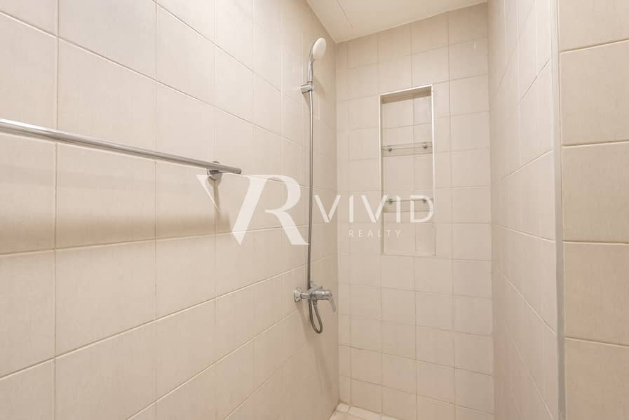 Single Row I Maid's Room I Pristine Condiition - Image 20