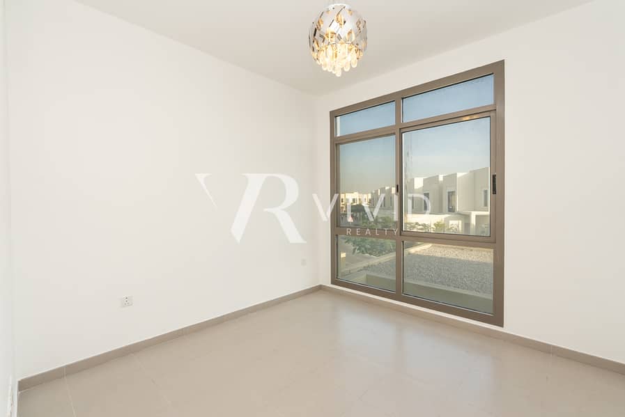 Single Row I Maid's Room I Pristine Condiition - Image 22