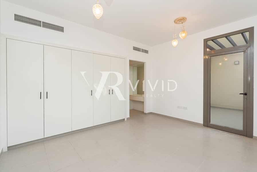 Single Row I Maid's Room I Pristine Condiition - Image 28