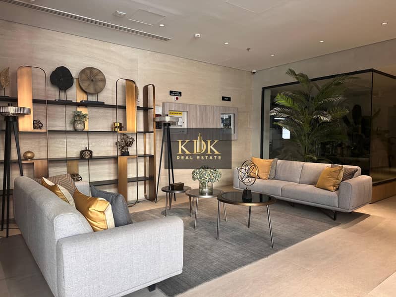 Spacious 3BR+MAID in prime location of JVC - Image 13